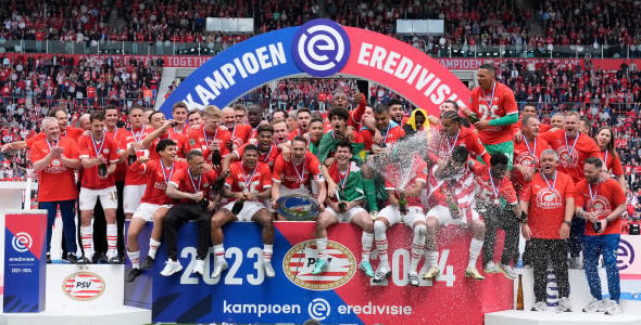 A brief analysis of the reasons why PSV won the Eredivisie title