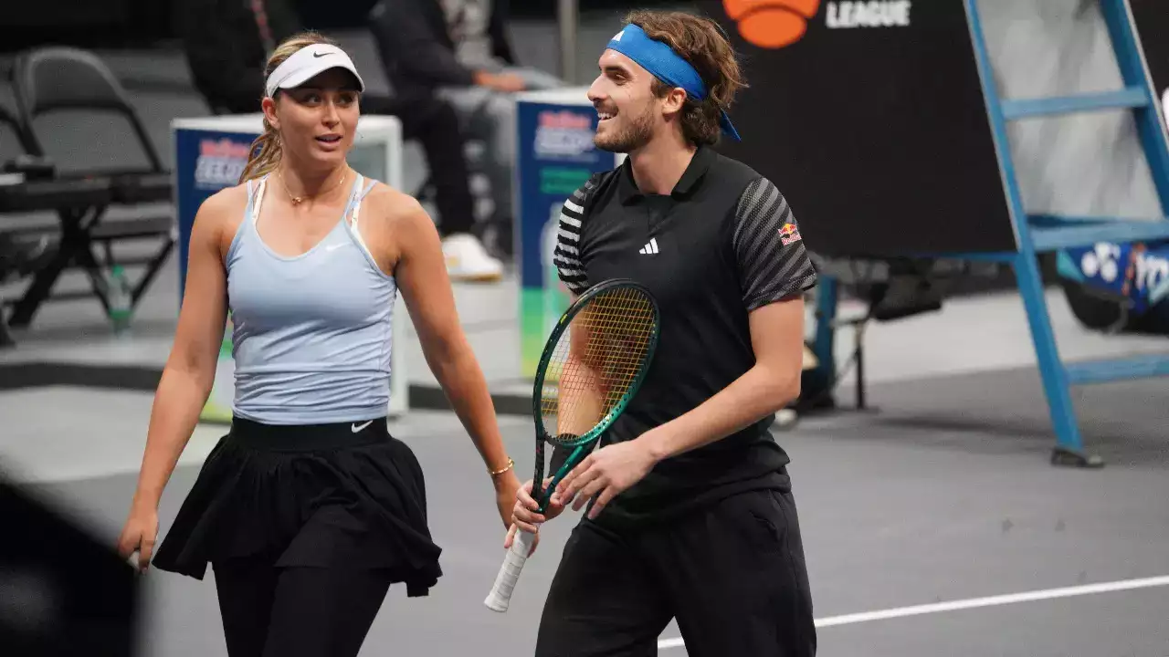 Tennis Couple Split