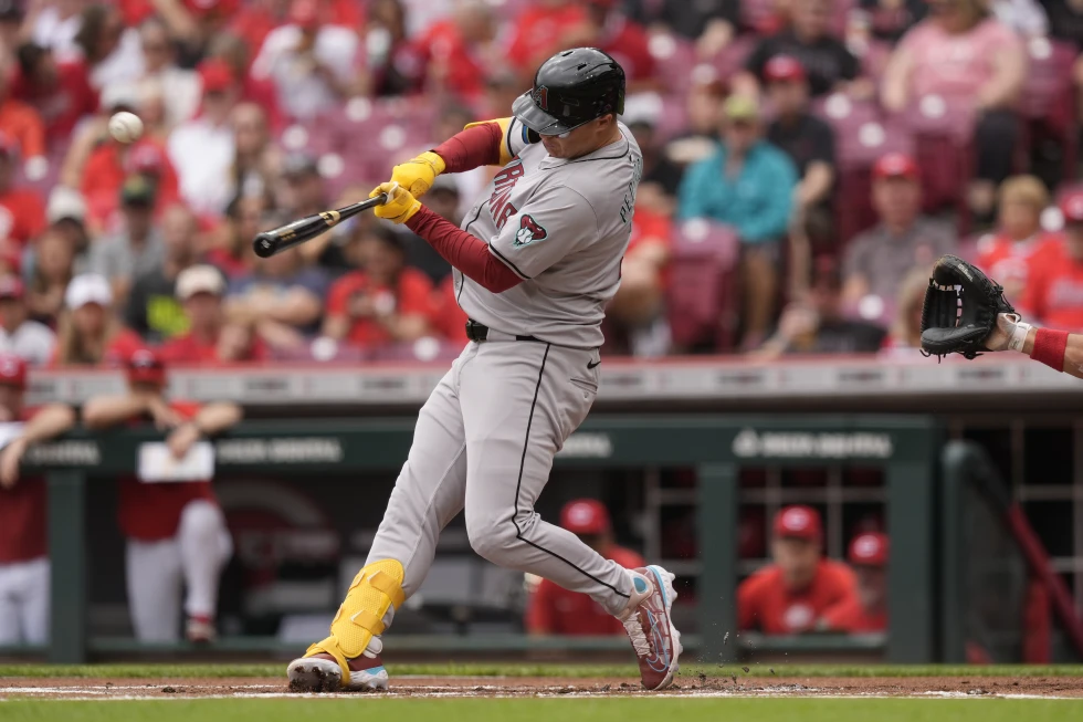 Diamondbacks Sweep Reds, Extend Cincinnati's Losing Streak