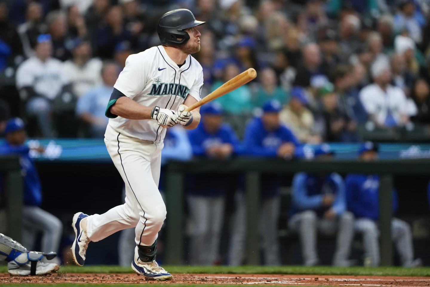 Kirby Dominates as Mariners Defeat Royals